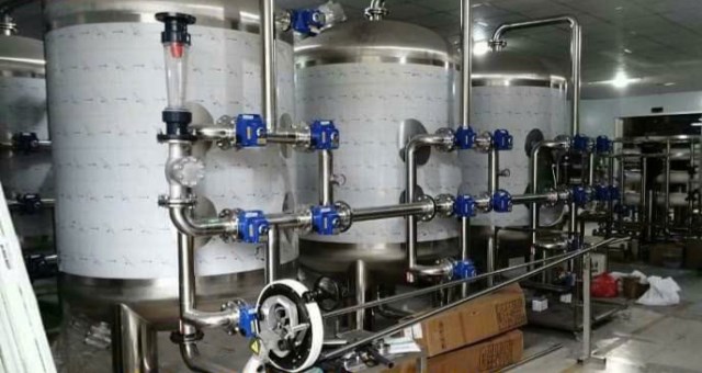 Cồn ethanol và nước cất - Hóa Chất ATOM - Công Ty Cổ Phần Hóa Chất & Vận Tải ATOM